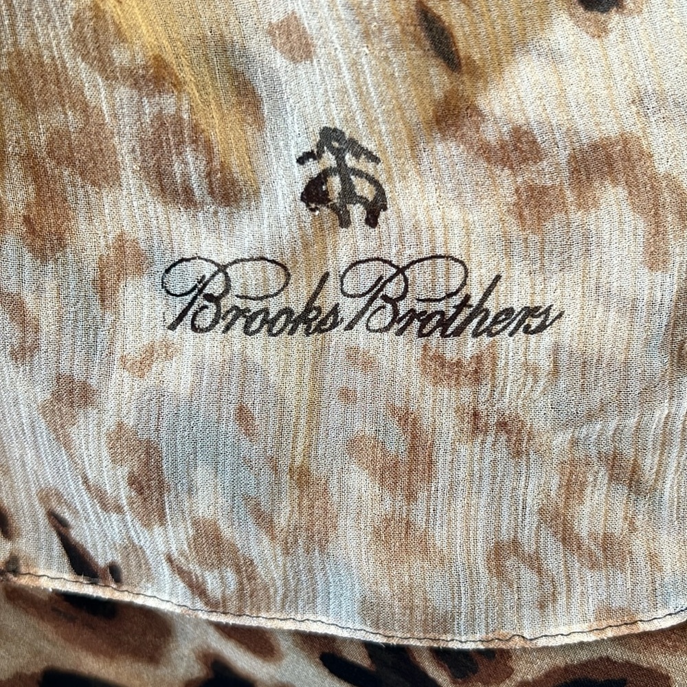 Silk leopard print scarf - Picture 4 of 7